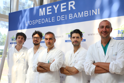 Foto dei chirurghi dell'unità di ricostruzione intestinale del Meyer
